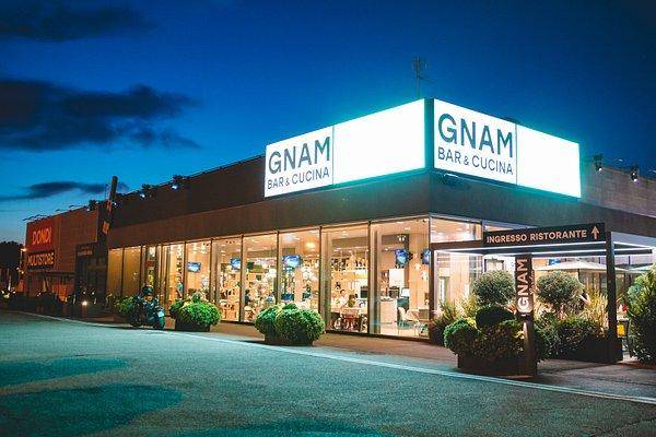 Gnam - Bar & Cucina e ampio parcheggio gratuito